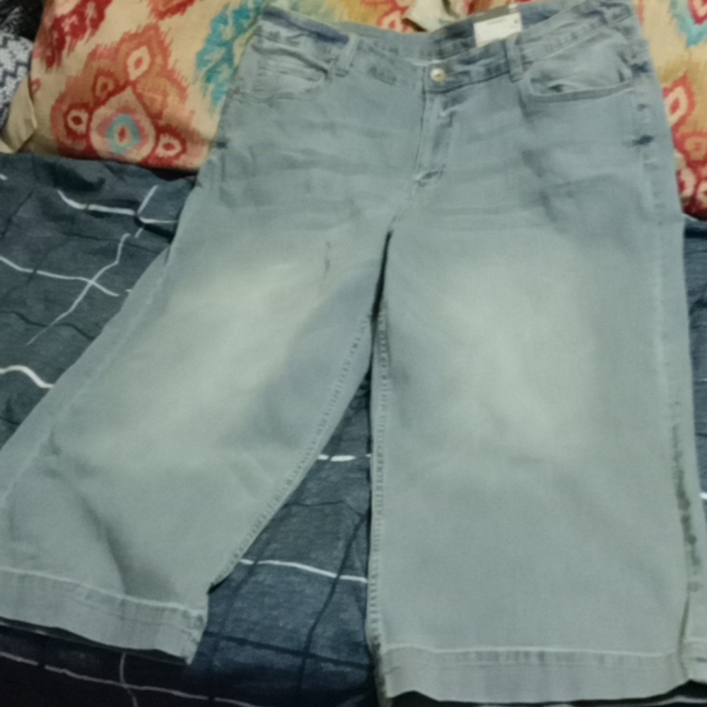 George plus 20W Capri jeans